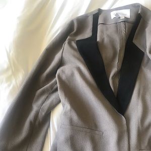 BCBG lightweight blazer